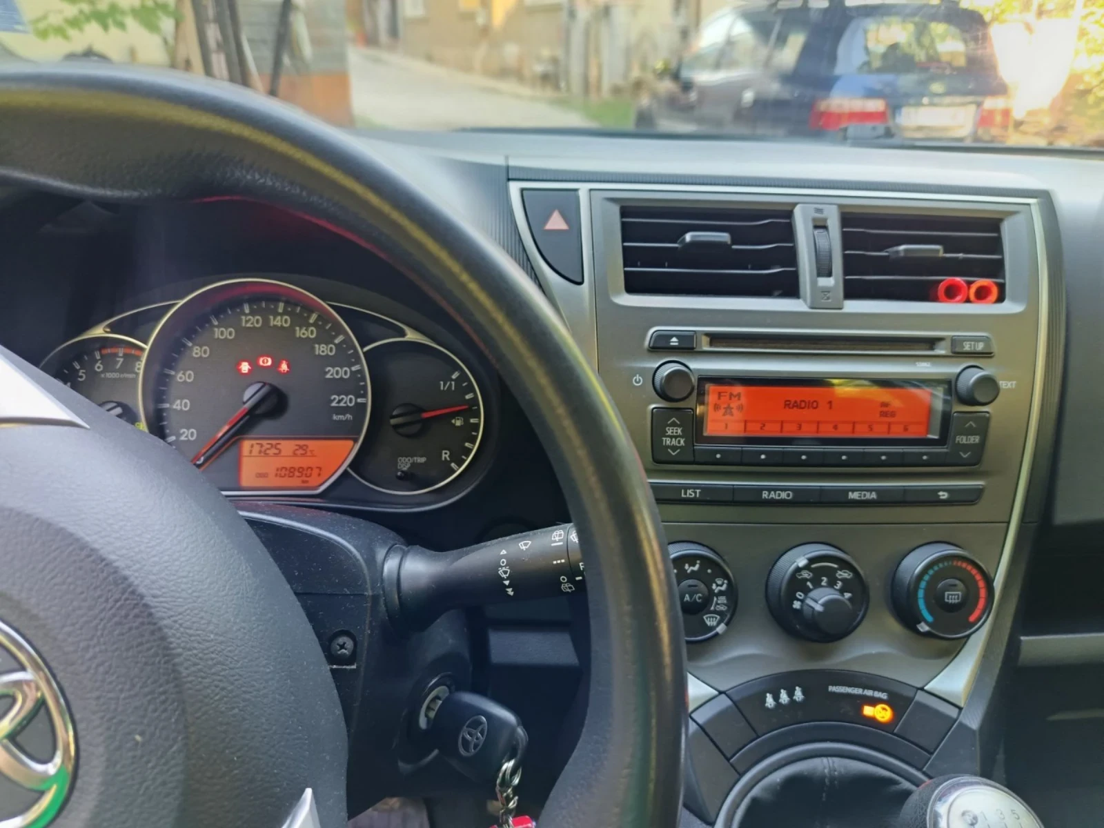 Toyota Verso S  - изображение 7