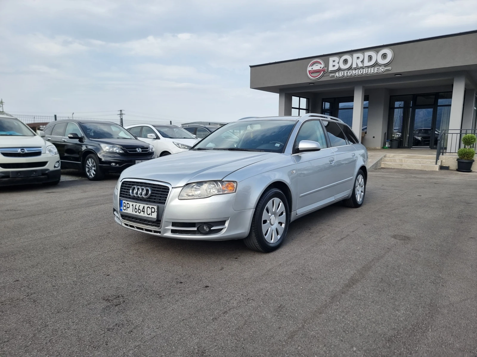 Audi A4 2.0TDI - изображение 3