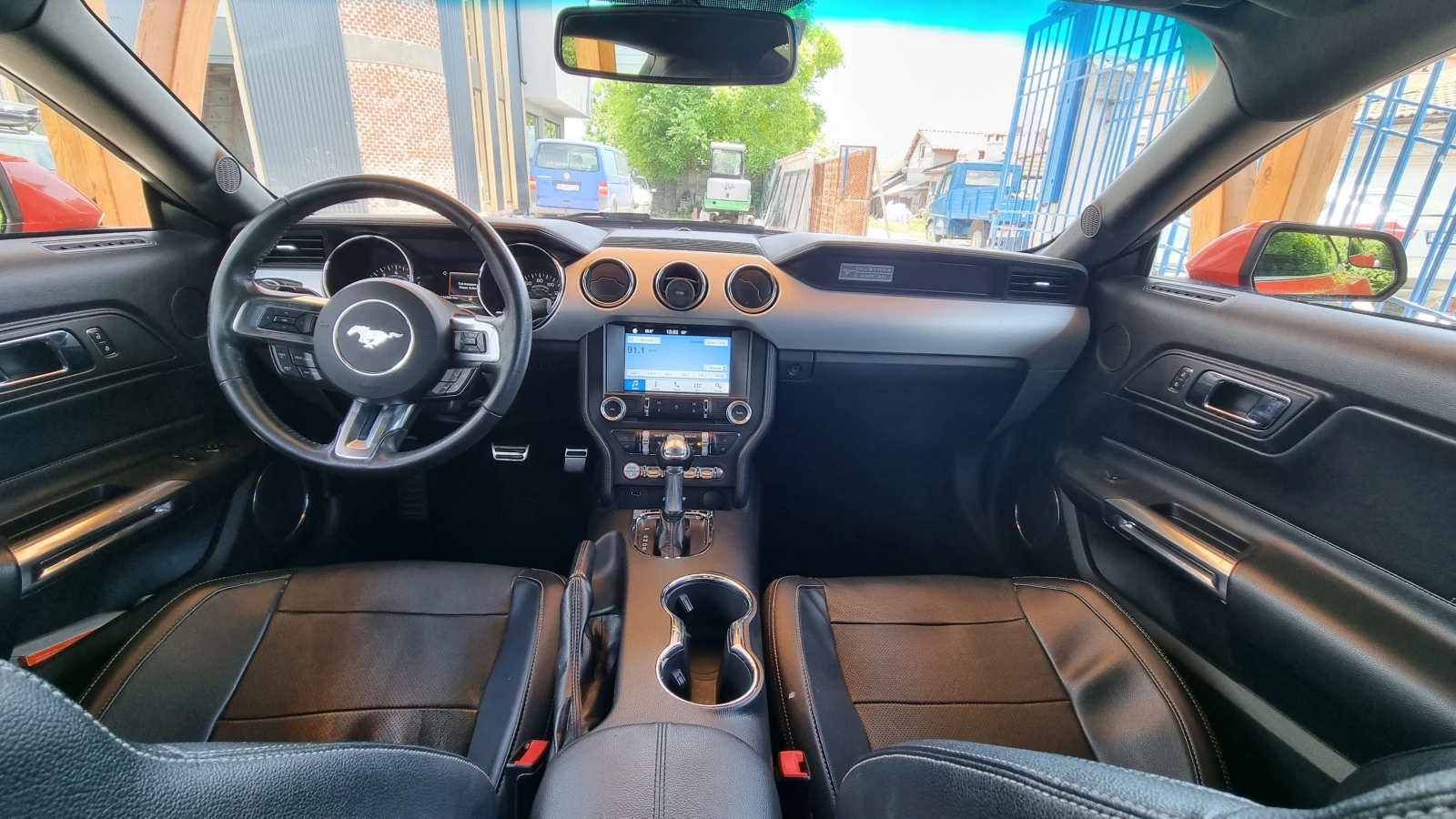 Ford Mustang  - изображение 10