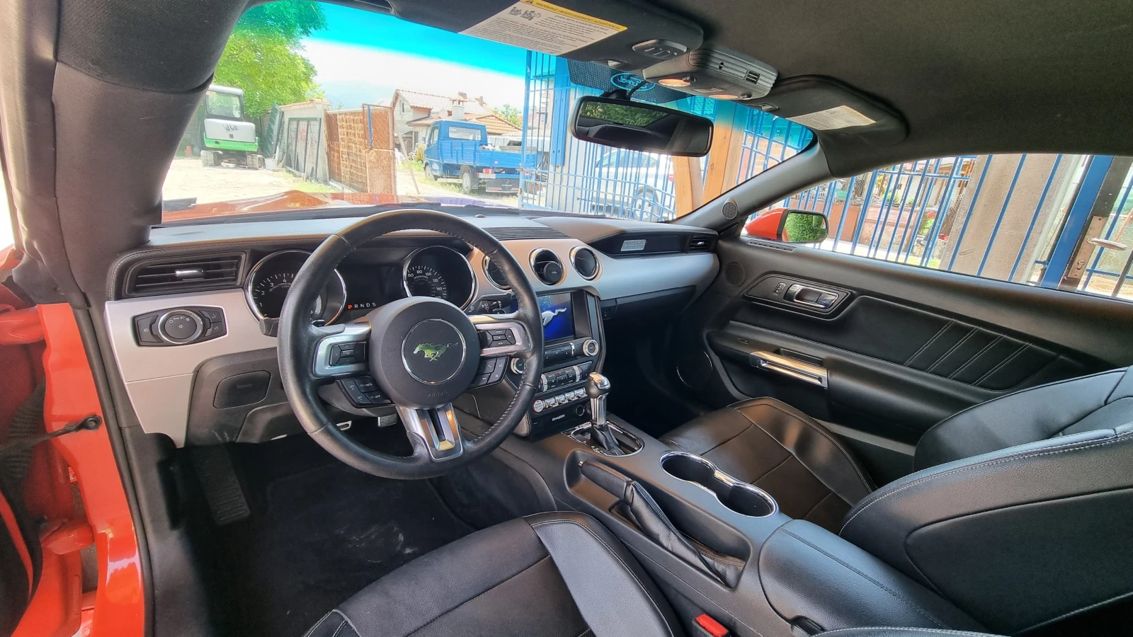Ford Mustang  - изображение 8