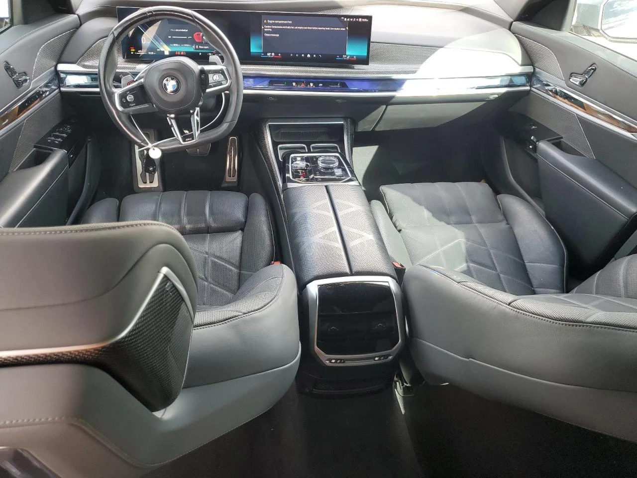 BMW 740  - изображение 8