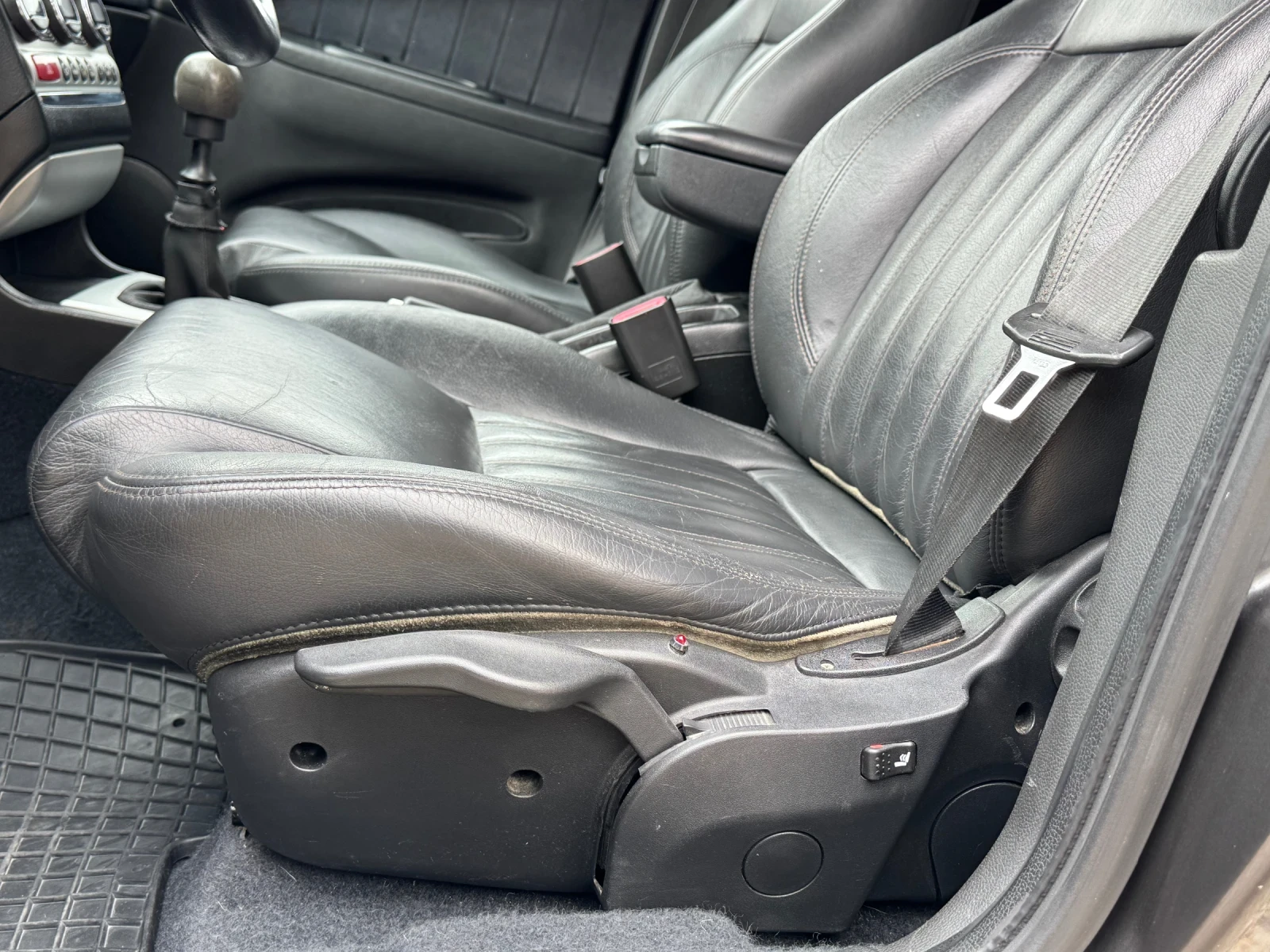 Alfa Romeo 156 sportwagon, снимка 16 - Автомобили и джипове - 53935127