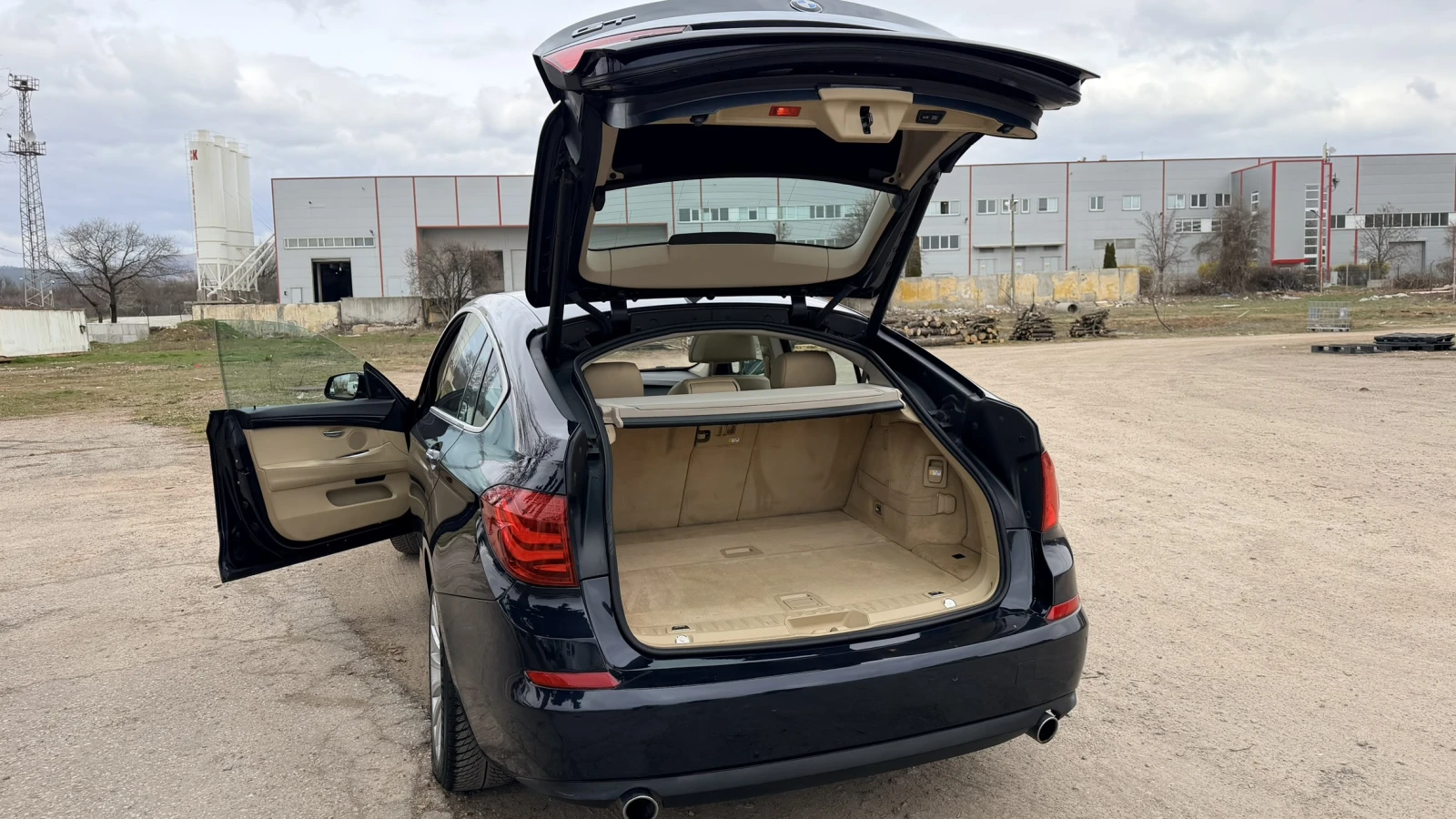 BMW 5 Gran Turismo 535GT, снимка 13 - Автомобили и джипове - 53950414