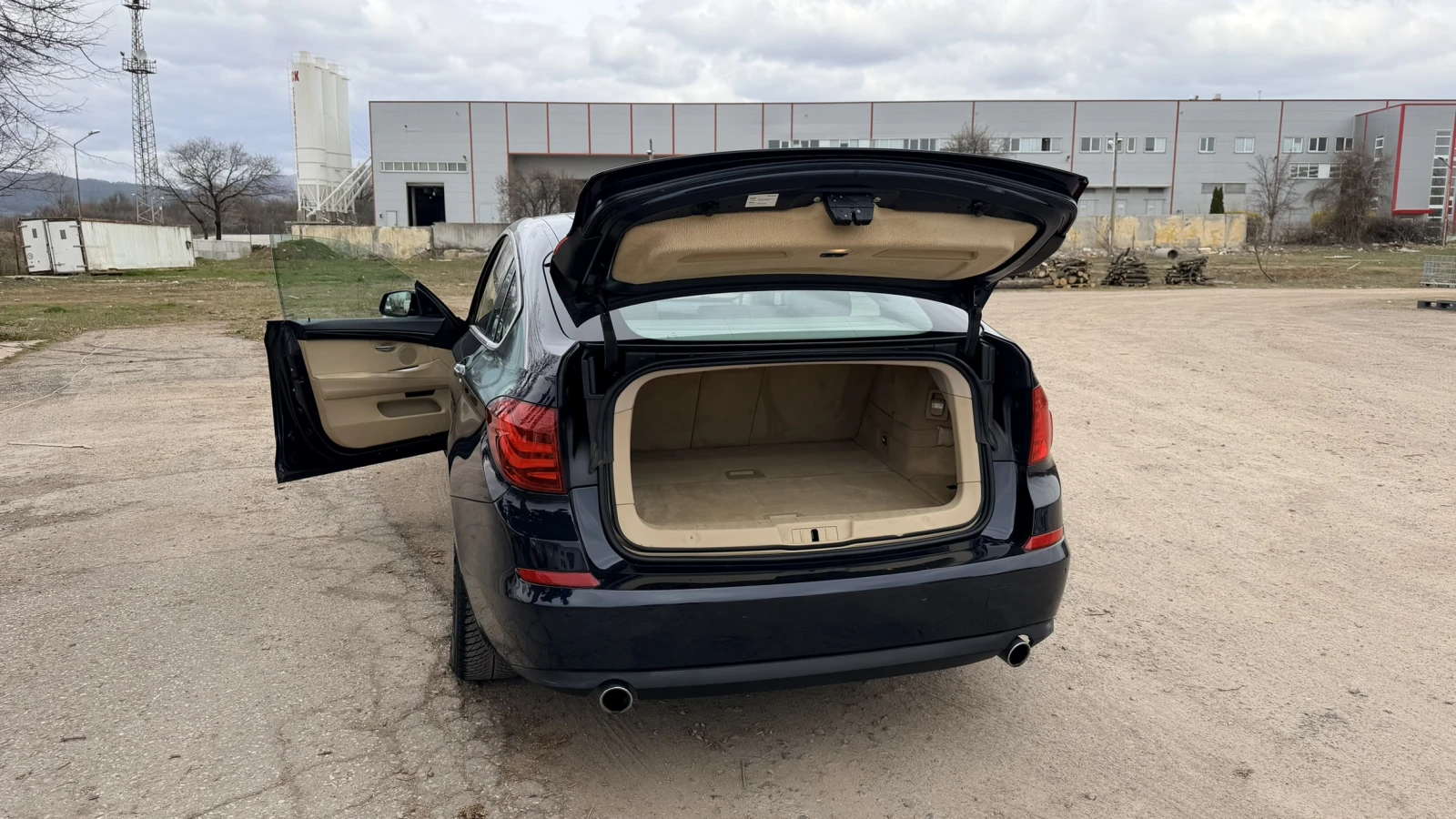 BMW 5 Gran Turismo 535GT, снимка 12 - Автомобили и джипове - 53950414