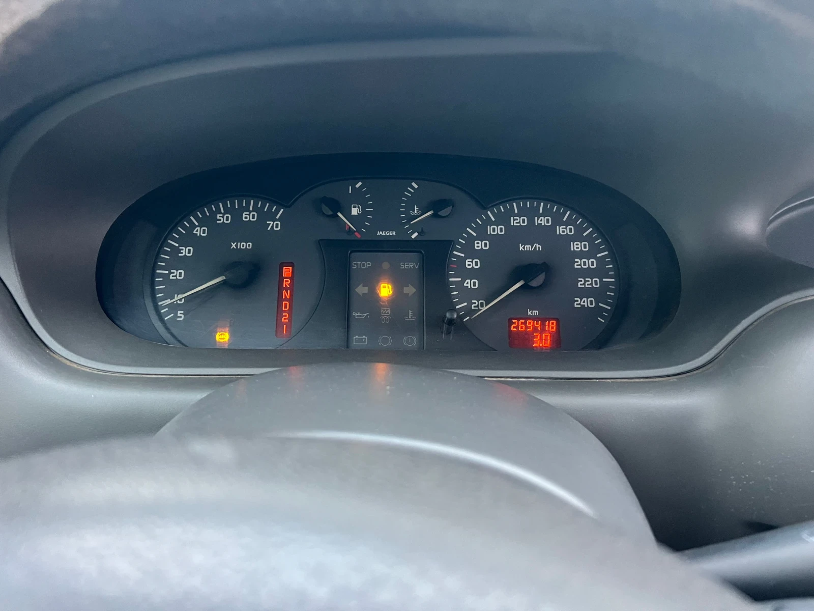 Renault Scenic 1.9 DTI АВТОМАТИК, снимка 8 - Автомобили и джипове - 54044599