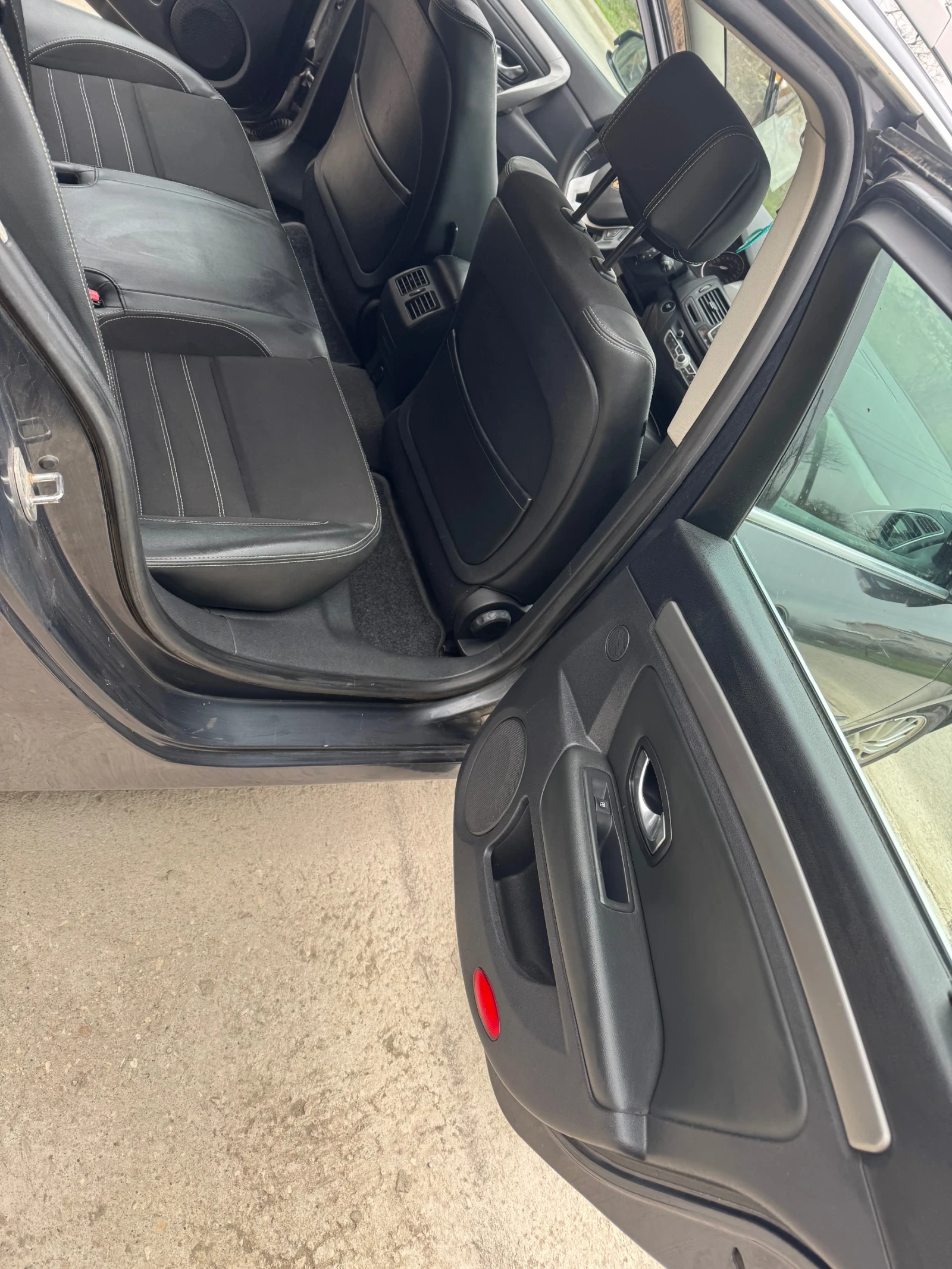 Renault Laguna Нов внос реални километри регистриран, На верига, снимка 15 - Автомобили и джипове - 54636998