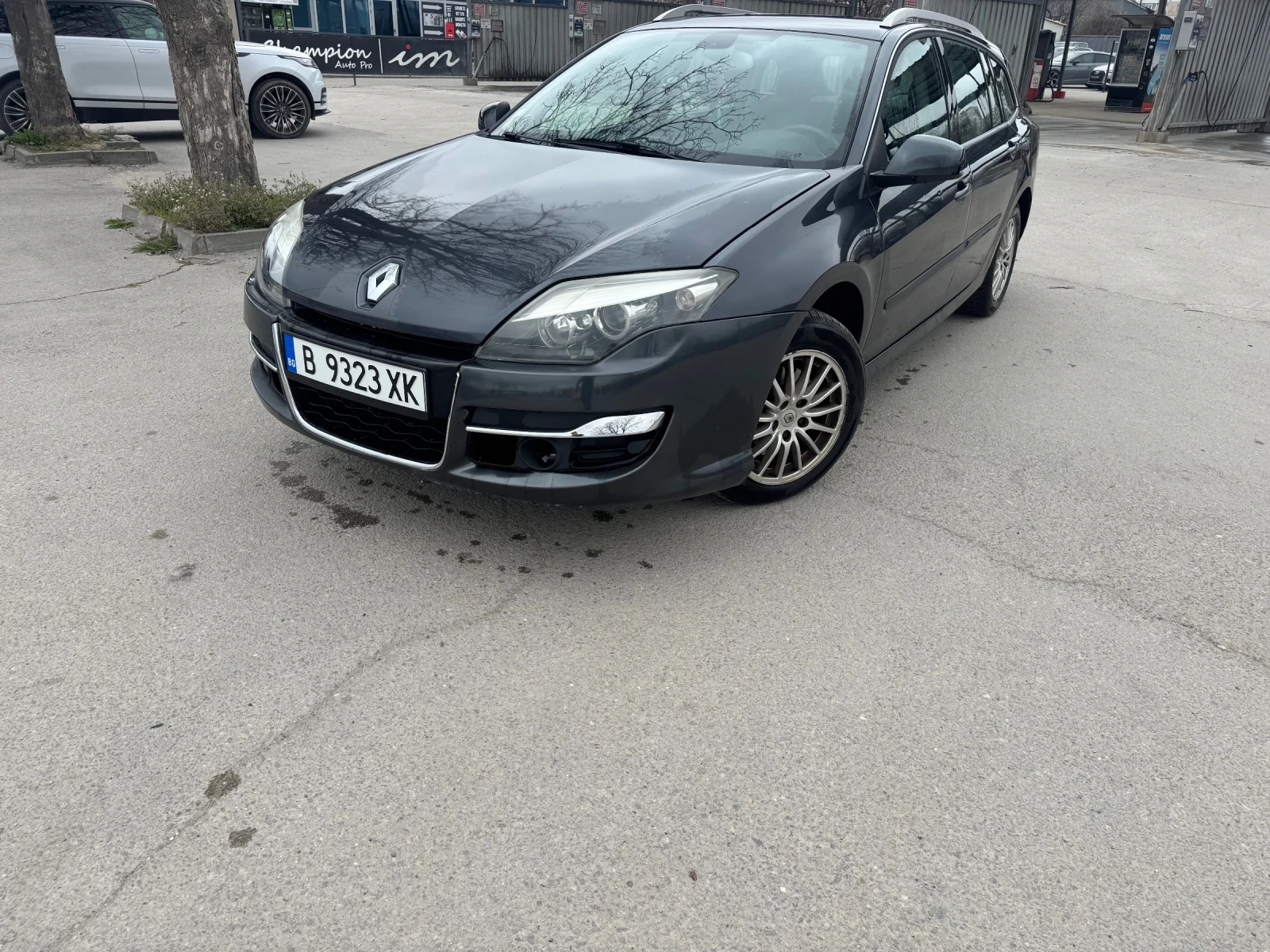 Renault Laguna Нов внос реални километри регистриран, На верига