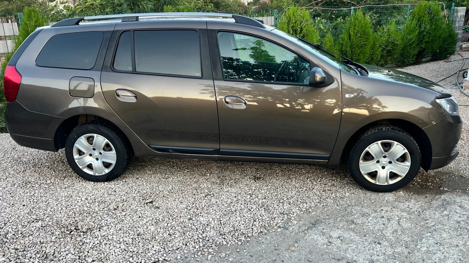 Dacia Logan MCV, LPG Фабрична ГАЗ, снимка 6 - Автомобили и джипове - 55148937