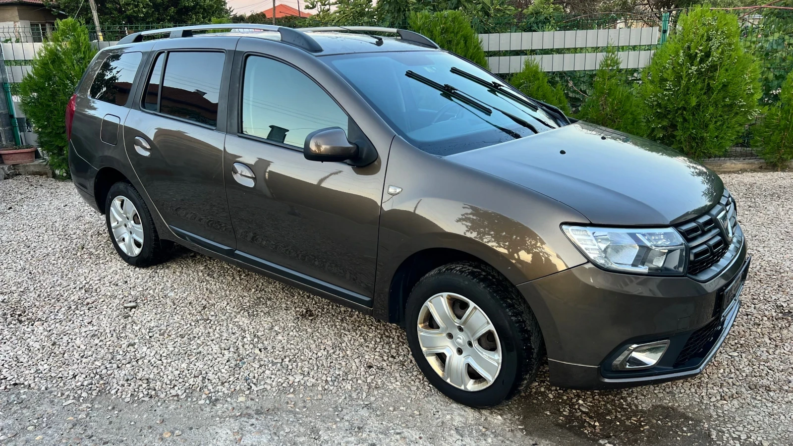 Dacia Logan MCV, LPG Фабрична ГАЗ, снимка 4 - Автомобили и джипове - 55148937