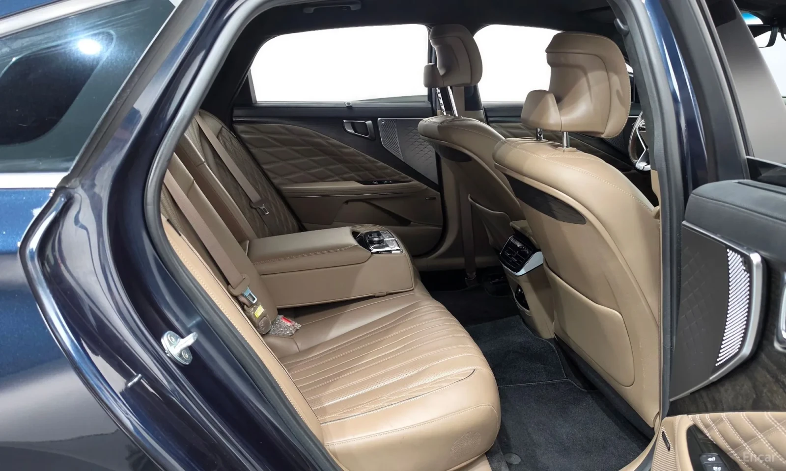 Kia K8, снимка 11 - Автомобили и джипове - 55218655