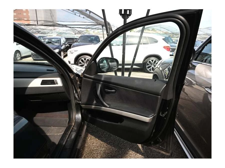 BMW 318 3er 318d, снимка 5 - Автомобили и джипове - 55382784