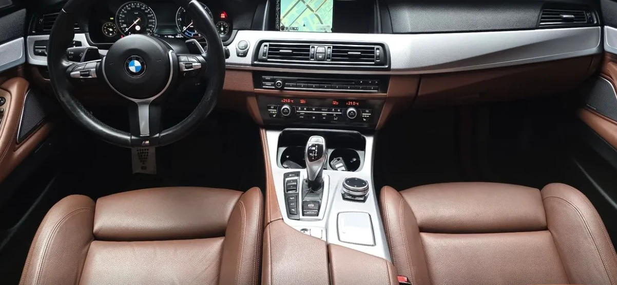 BMW 550 * АВТО КРЕДИТ* ЦЕНА ДО БГ * Сервизна история * , снимка 5 - Автомобили и джипове - 55459173