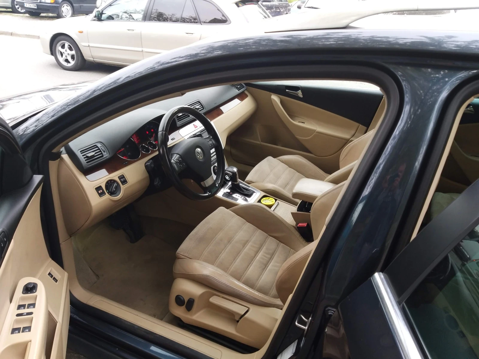 VW Passat R-line 170к.с., снимка 12 - Автомобили и джипове - 55499547