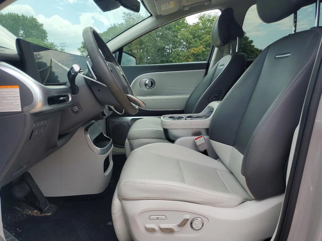 Hyundai Ioniq 9 Limited, снимка 7 - Автомобили и джипове - 55744385
