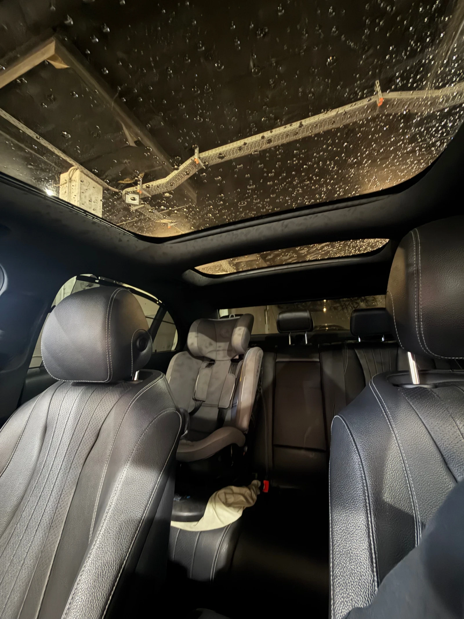 Mercedes-Benz E 300, снимка 8 - Автомобили и джипове - 55905083
