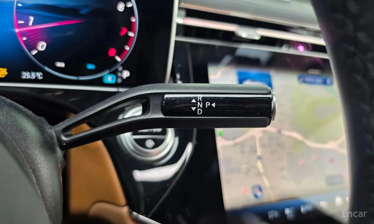 Mercedes-Benz E 300 E300 4MATIC AMG Line, снимка 9 - Автомобили и джипове - 55991579