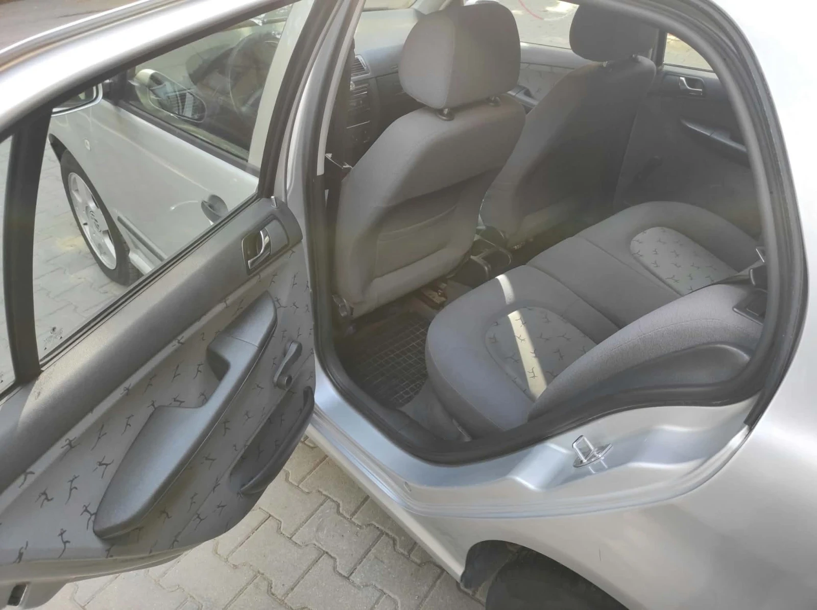 Skoda Fabia, снимка 7 - Автомобили и джипове - 56648267