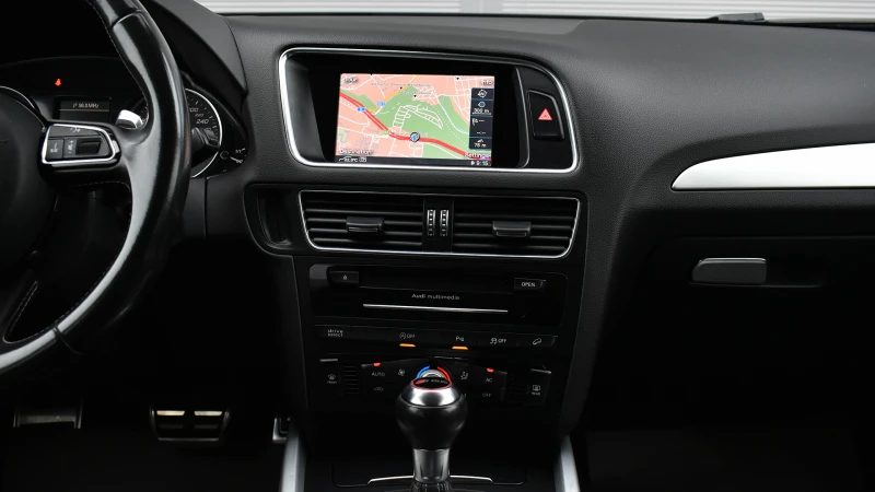 Audi SQ5 3.0 TDI V6 Quattro, снимка 10 - Автомобили и джипове - 49750048