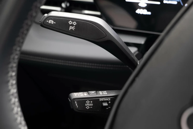 Audi Q6 100kWh/Quattro/Sline/Камера 360/Distronic/, снимка 15 - Автомобили и джипове - 51620756