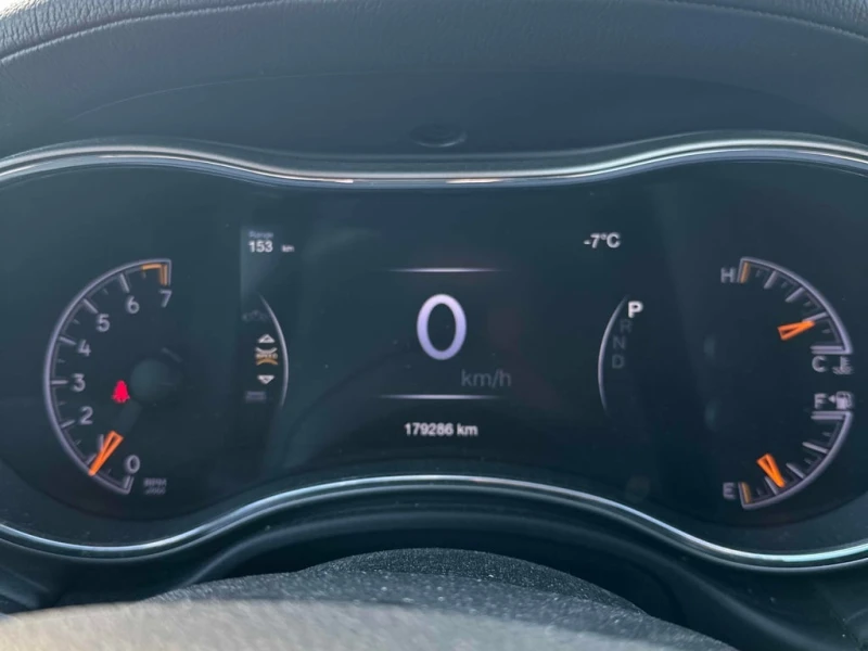 Jeep Grand cherokee * Overland * CARFAX * ЦЕНА ДО БГ, снимка 8 - Автомобили и джипове - 53364383