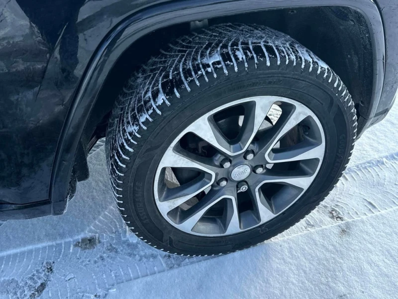 Jeep Grand cherokee * Overland * CARFAX * ЦЕНА ДО БГ, снимка 7 - Автомобили и джипове - 53364383