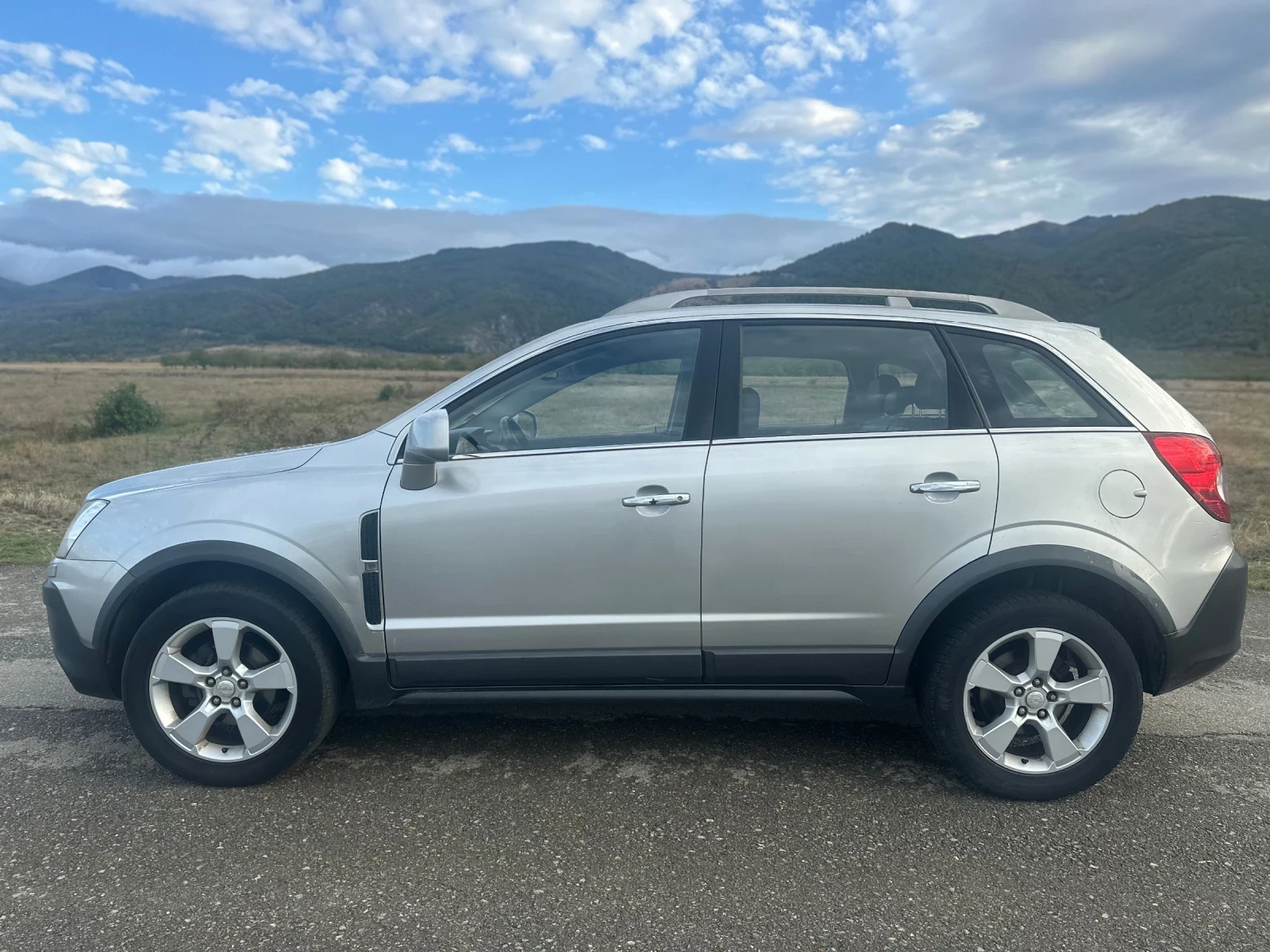 Opel Antara 2.0CDTI 4x4 - изображение 5