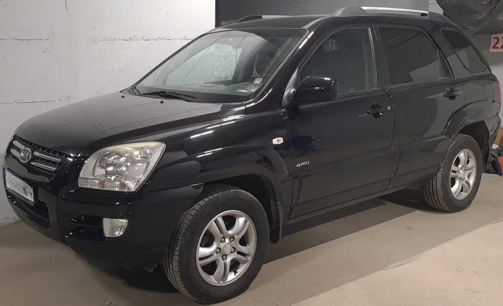 Kia Sportage  II 2.0 CRDi (140 кс) 4WD /2006, снимка 2 - Автомобили и джипове - 54473754
