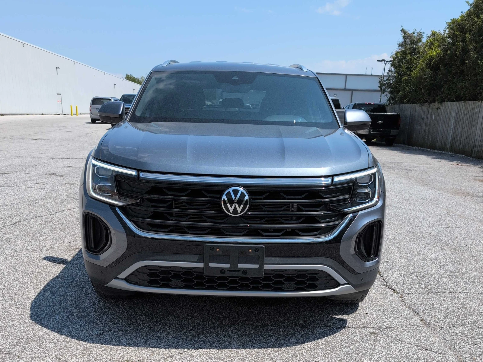 VW Atlas * * CARFAX * * АВТО КРЕДИТ * * Цена до БГ * * , снимка 2 - Автомобили и джипове - 54496732