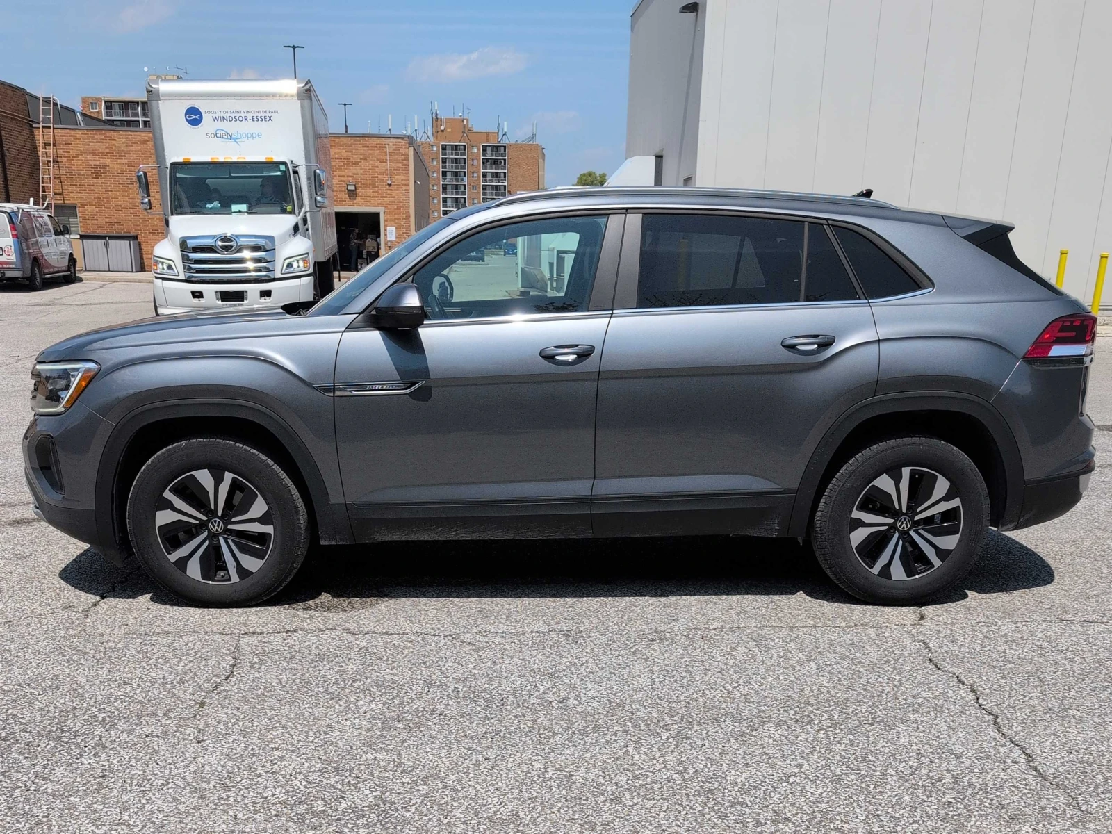 VW Atlas * * CARFAX * * АВТО КРЕДИТ * * Цена до БГ * * , снимка 3 - Автомобили и джипове - 54496732
