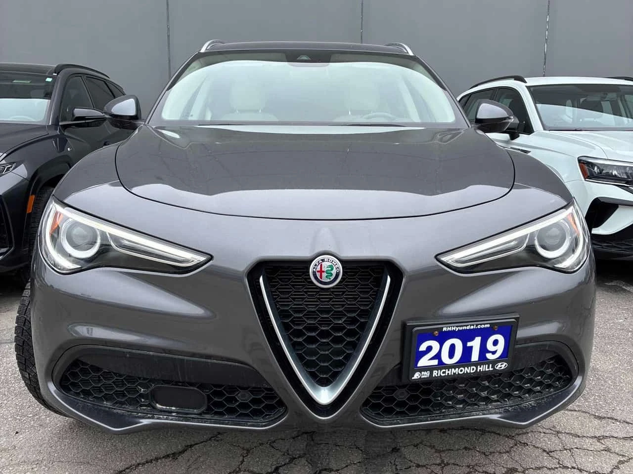 Alfa Romeo Stelvio * Ti Lusso * DISTRONIC* ПОДГРЕВИ* + ГУМИ С ДЖАНТИ, снимка 6 - Автомобили и джипове - 54580557