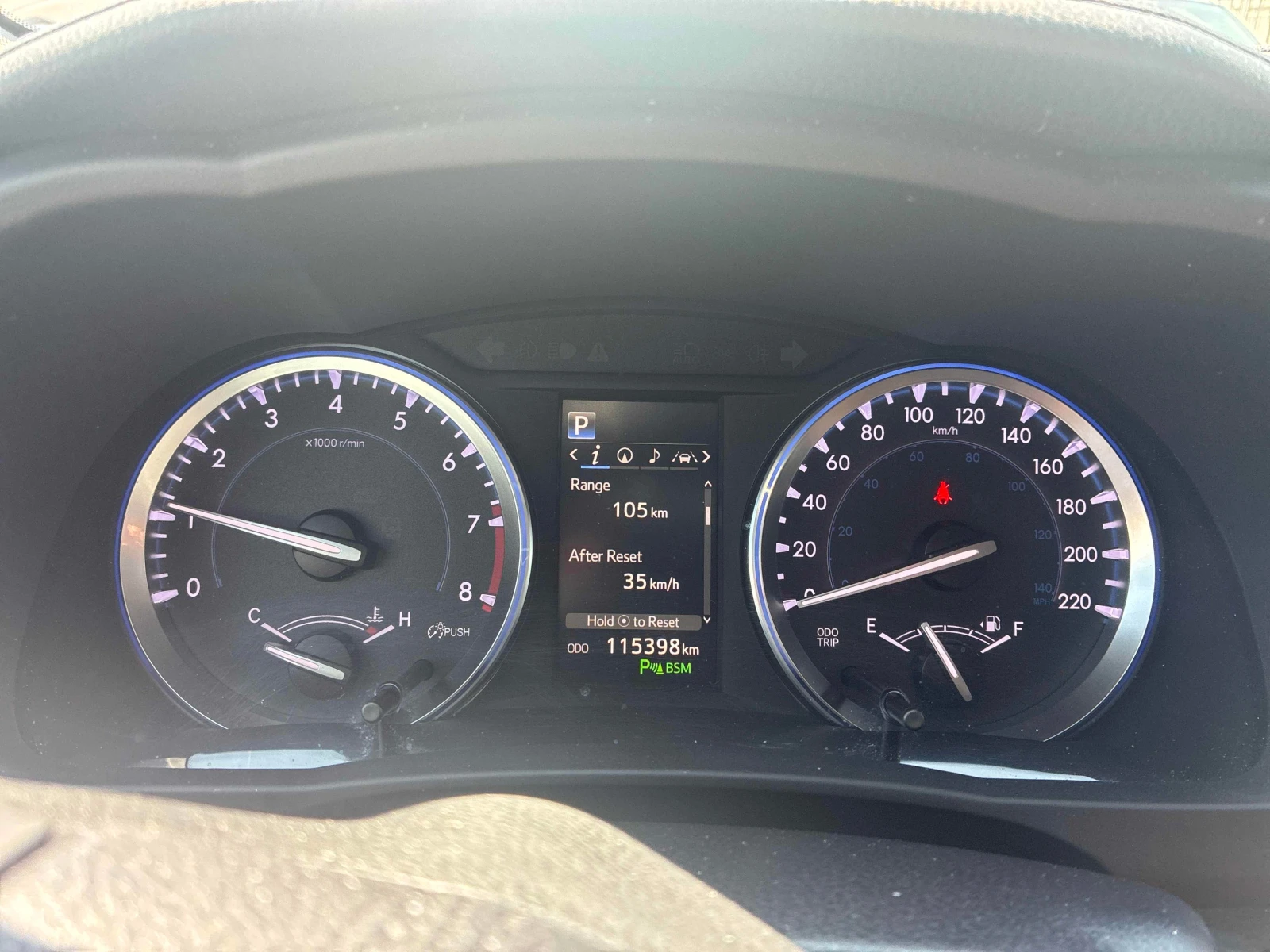 Toyota Highlander LIMITED AWD * * CARFAX * * АВТО КРЕДИТ * * , снимка 7 - Автомобили и джипове - 55304763
