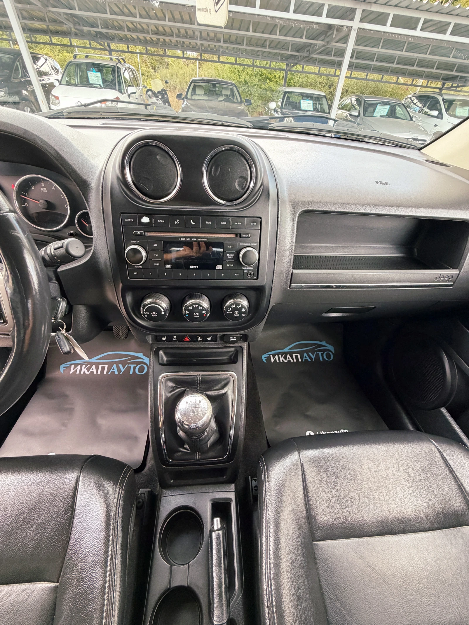 Jeep Compass 2.2CRD Limited 4x4 ИТАЛИЯ, снимка 9 - Автомобили и джипове - 56243707
