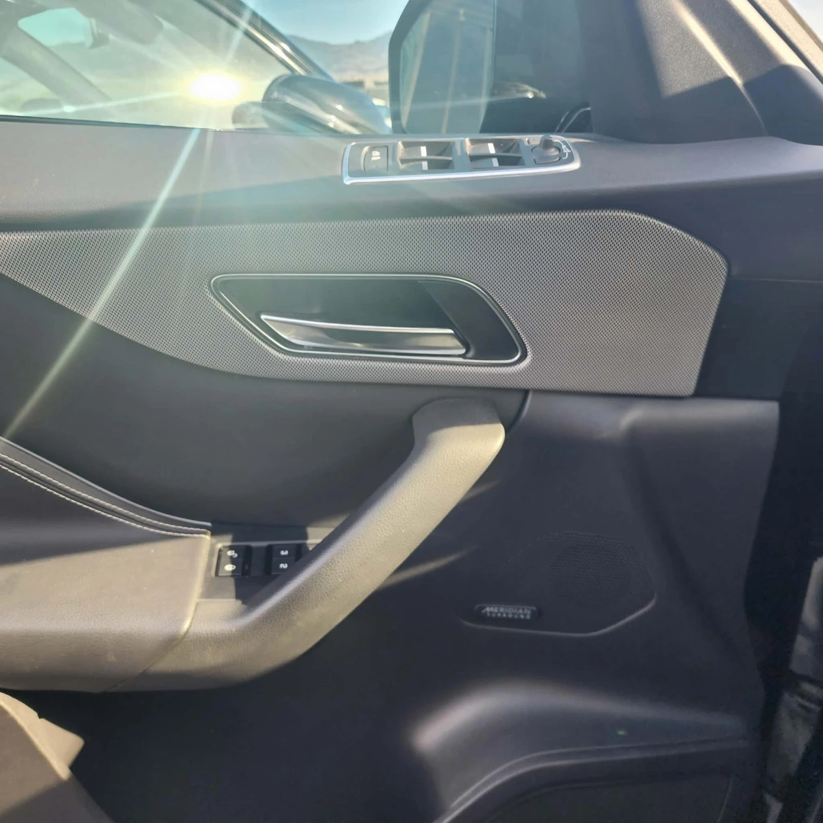 Jaguar F-PACE S* AWD* V6* B.CAM* * VIRTUAL* �������* �������� | Mobile.bg � ����������� 8