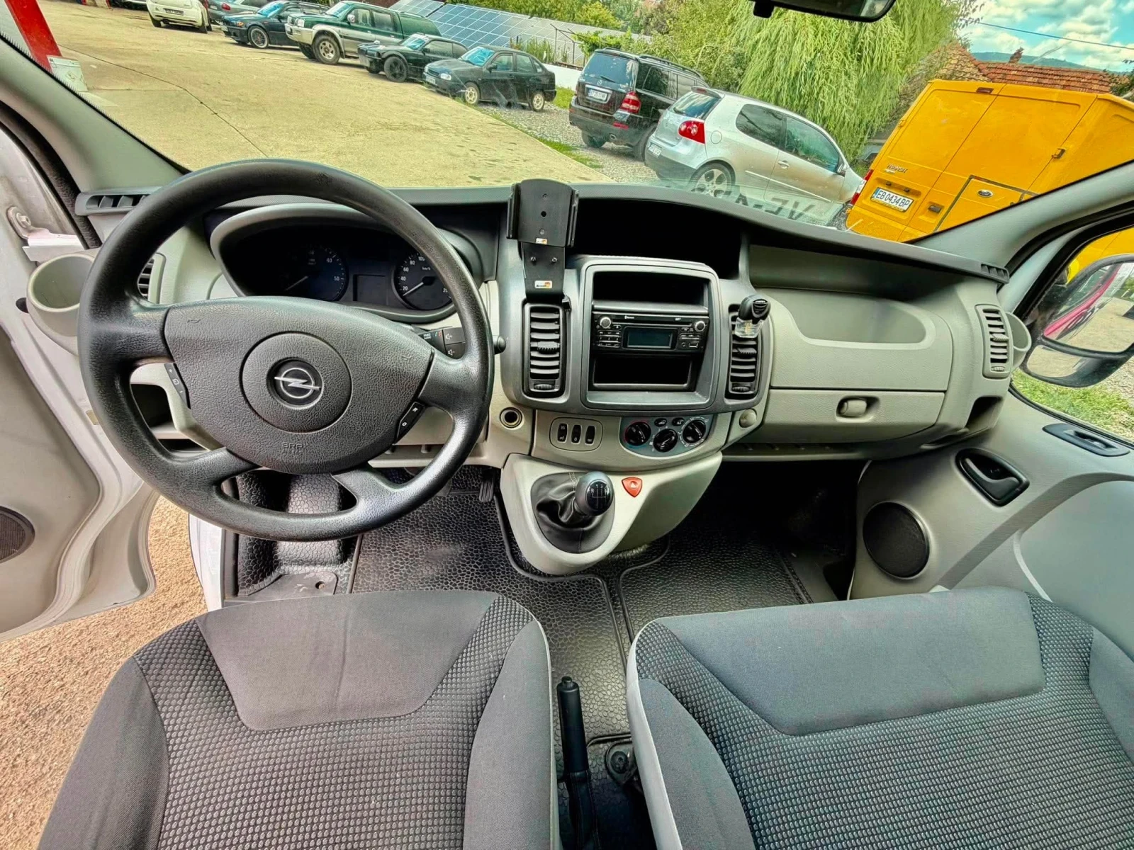 Opel Vivaro Maxiii* КЛИМА* ТОП 90к.с., снимка 6 - Бусове и автобуси - 55304718