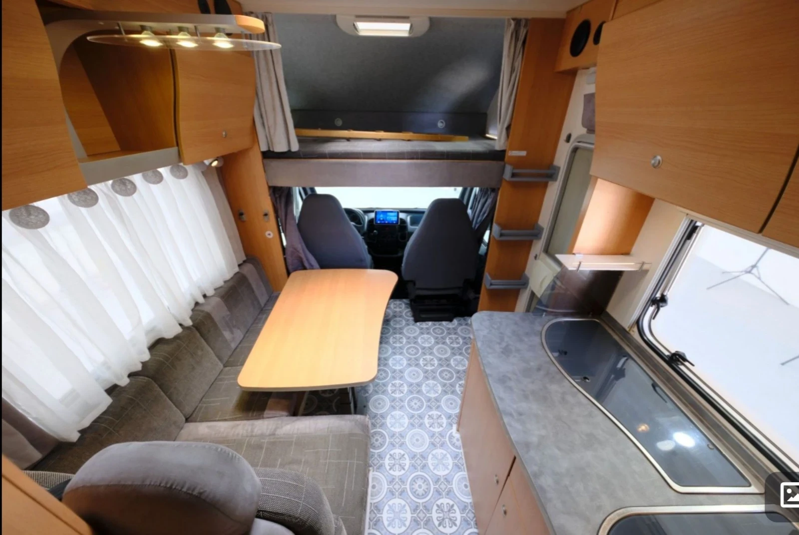 Кемпер Knaus Sun Traveller 658 LG, 2 климатика - изображение 9
