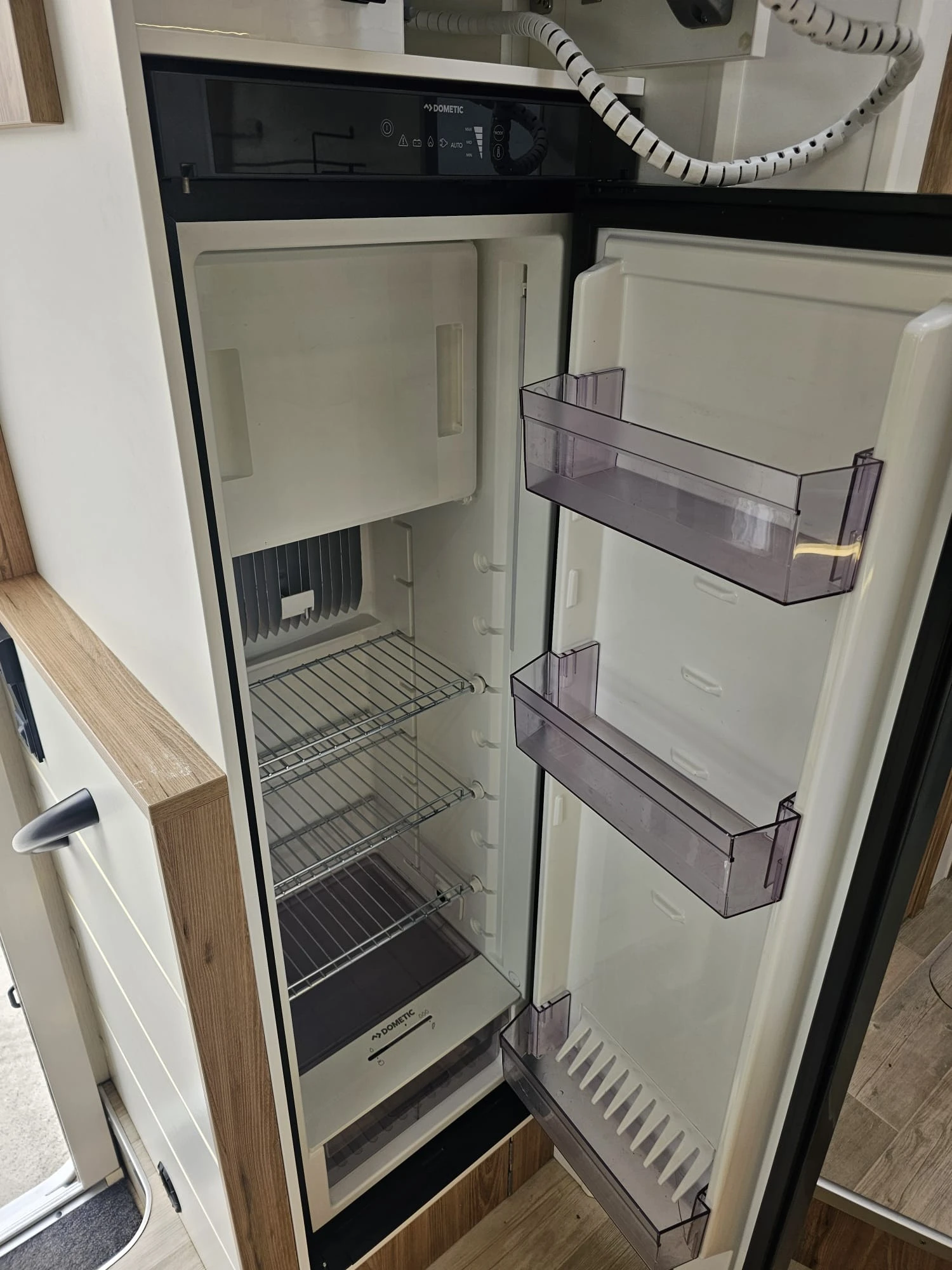  Pilote P 696 EVIDENS | Mobile.bg   17