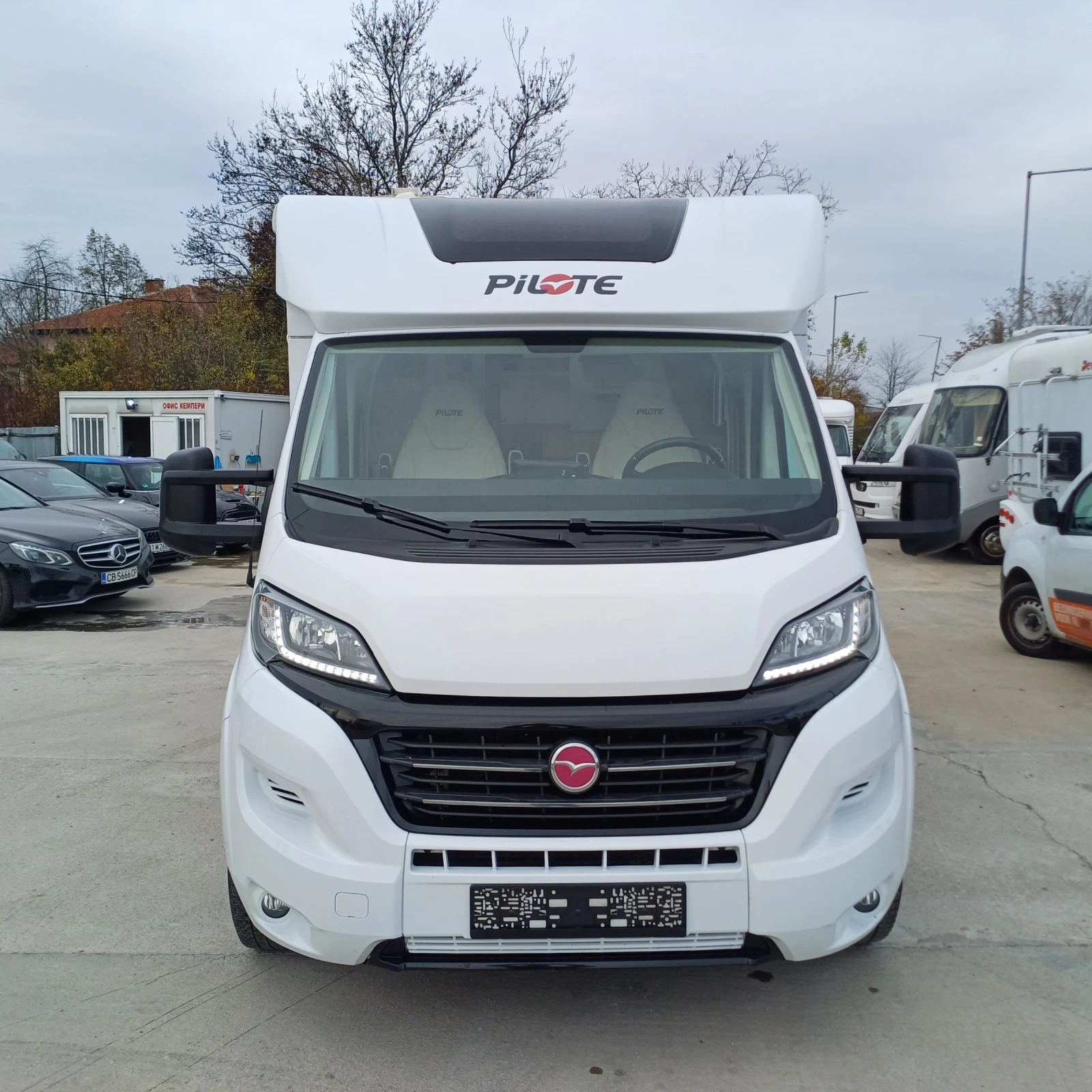  Pilote P 696 EVIDENS | Mobile.bg   3