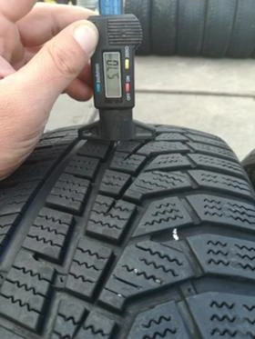 Гуми Зимни 215/65R17, снимка 7