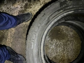 Гуми Зимни 205/55R16, снимка 2