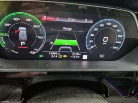 Audi E-Tron TECHNIK/ CARFAX/2 Ключа/Подгрев/Обдух/Панорама, снимка 9
