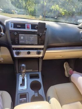 Subaru Outback 2.5 limmited, Кожен салон, снимка 16