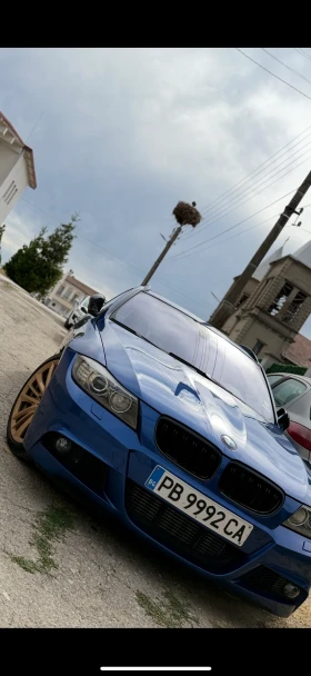 BMW 335, снимка 16