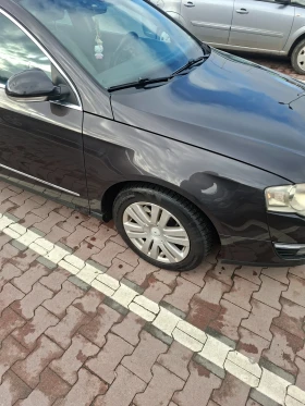 VW Passat - 2700 € / 5280.74 лв. - 39112493 4