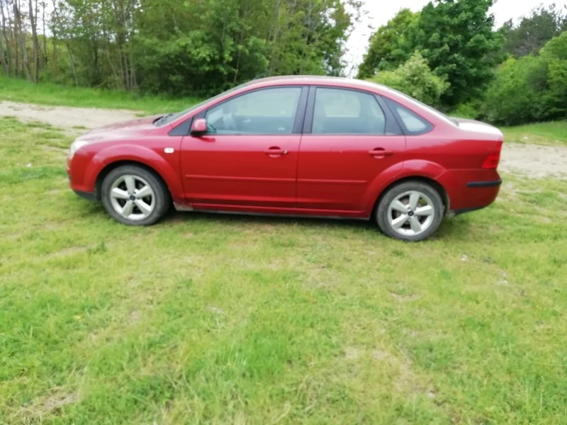 Ford Focus 1.6 Газ/Бензин, снимка 1 - Автомобили и джипове - 46984493