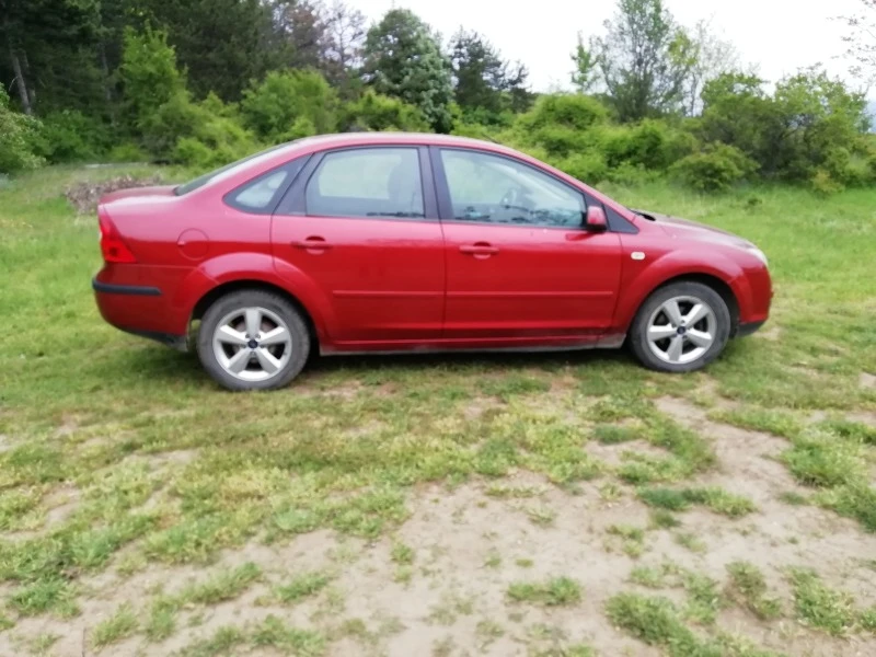 Ford Focus 1.6 Газ/Бензин, снимка 2 - Автомобили и джипове - 46984493