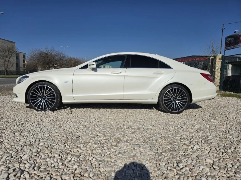 Mercedes-Benz CLS 350 БЯЛА ПЕРЛА , ТОП , ЛИЗИНГ , снимка 4 - Автомобили и джипове - 45313338