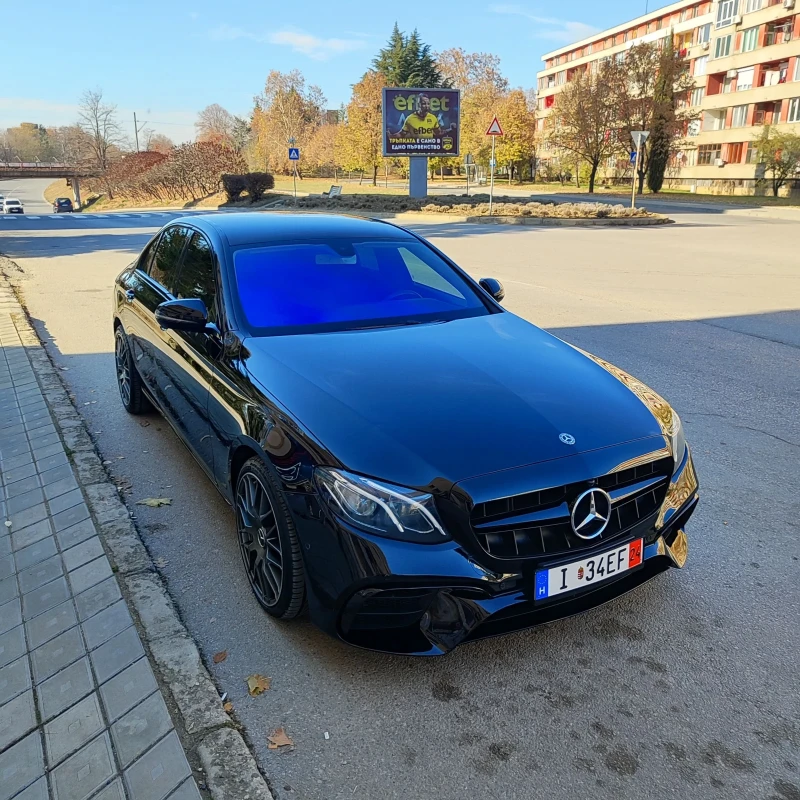 Mercedes-Benz E 220 AMG DIGITAL БАРТЕР , снимка 2 - Автомобили и джипове - 48043018