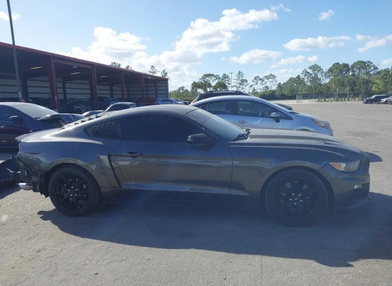 Ford Mustang, снимка 3 - Автомобили и джипове - 48724885