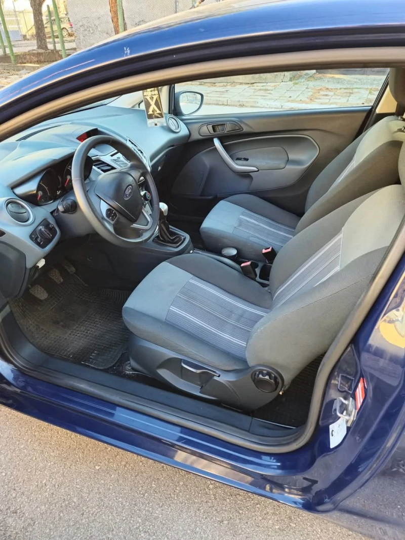 Ford Fiesta, снимка 7 - Автомобили и джипове - 49247678