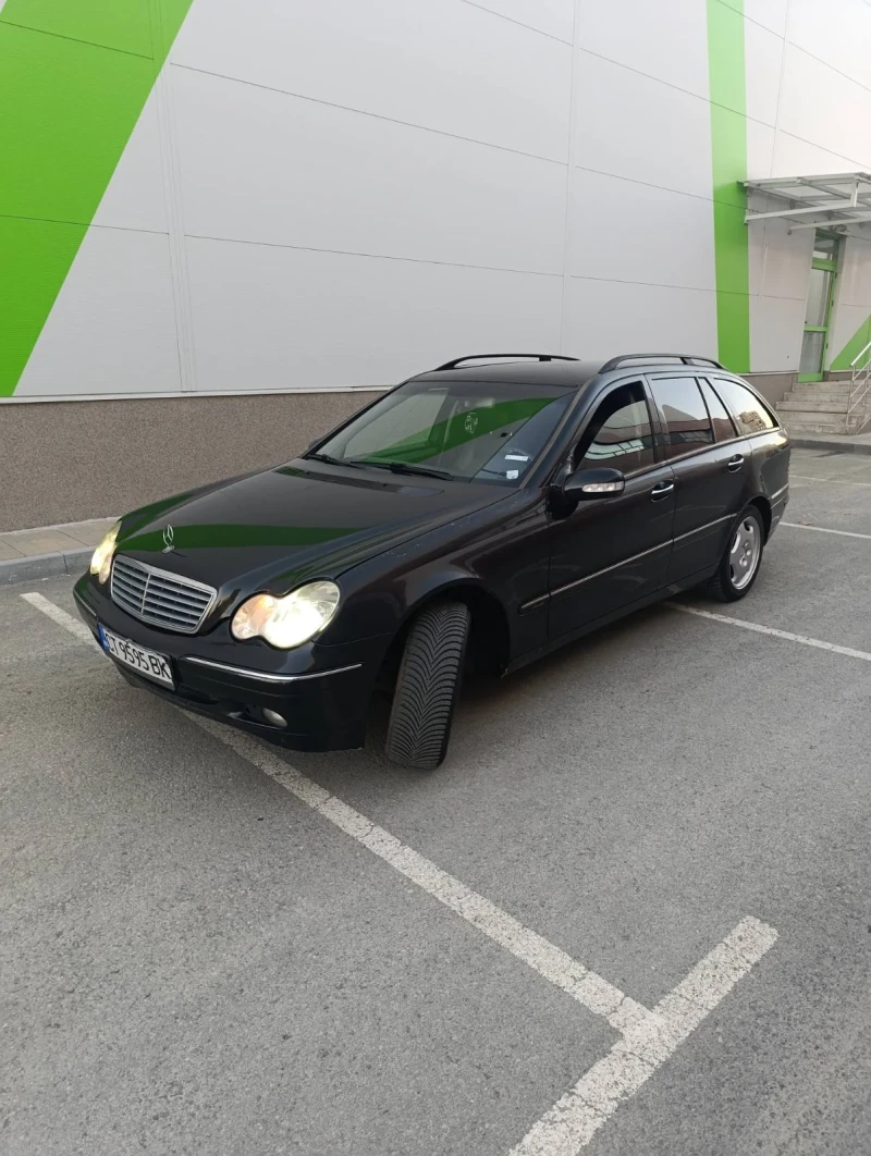 Mercedes-Benz C 220 C220, снимка 3 - Автомобили и джипове - 49393785